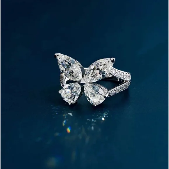 Butterfly Ring - Picture 3 of 3